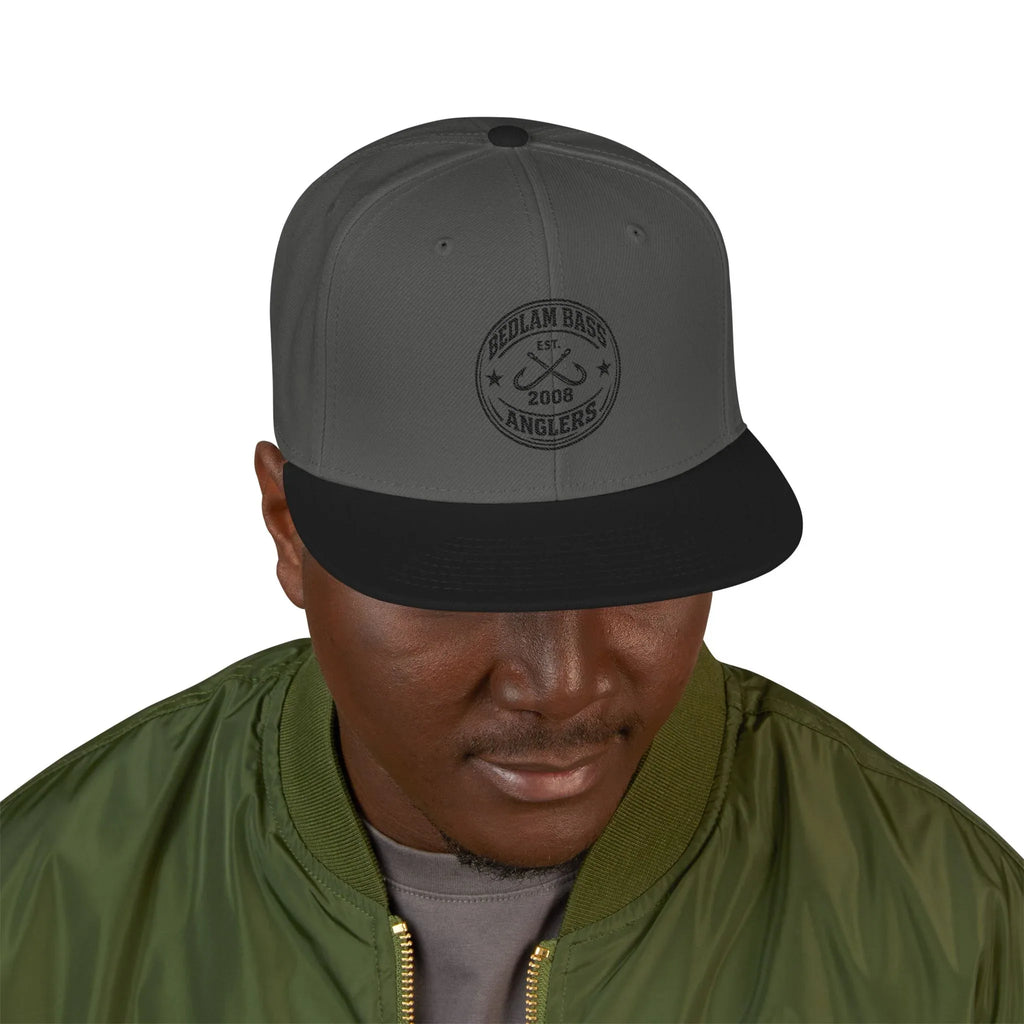 Embroidered Skull & Crossbones Snapback Hat — Gothic Streetwear Cap